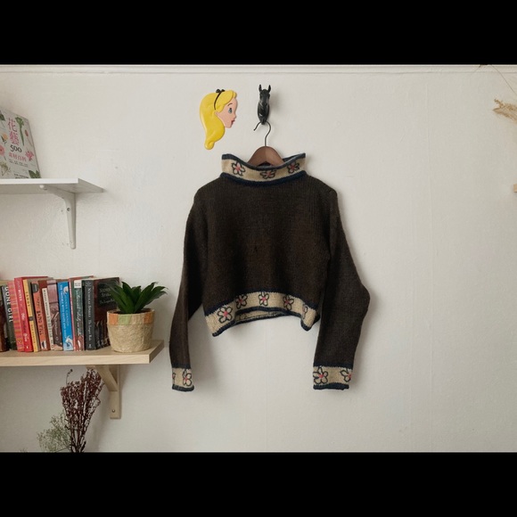 SOLD Vintage Boho Vintage Sweater - Picture 1 of 3